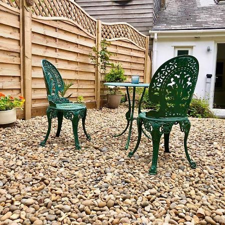 Knocker Cottage Is A 3 Bedroom Made Up Of 1 Double Bedroom And 2 Small Double Bedrooms In Small Village 10 Min To Beaches Camborne Kültér fotó