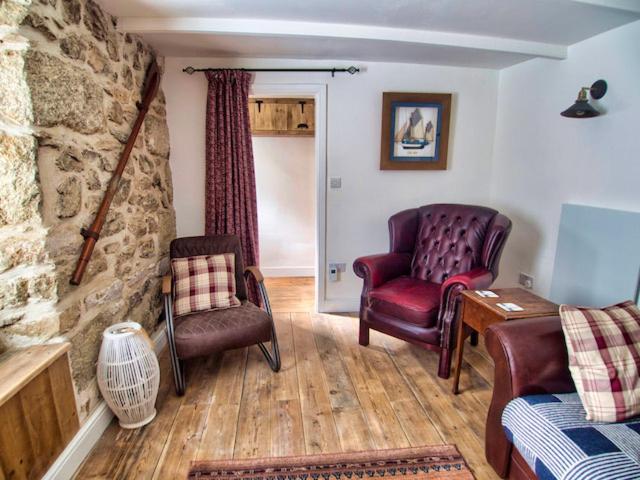 Knocker Cottage Is A 3 Bedroom Made Up Of 1 Double Bedroom And 2 Small Double Bedrooms In Small Village 10 Min To Beaches Camborne Kültér fotó