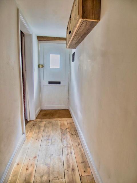 Knocker Cottage Is A 3 Bedroom Made Up Of 1 Double Bedroom And 2 Small Double Bedrooms In Small Village 10 Min To Beaches Camborne Kültér fotó