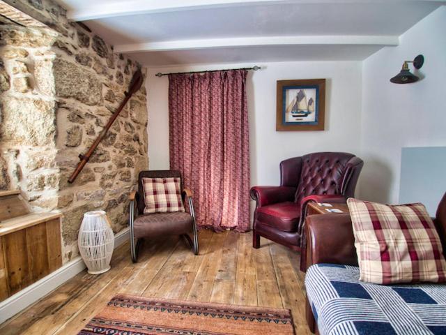 Knocker Cottage Is A 3 Bedroom Made Up Of 1 Double Bedroom And 2 Small Double Bedrooms In Small Village 10 Min To Beaches Camborne Kültér fotó