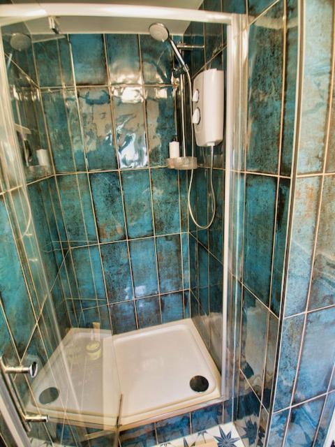 Knocker Cottage Is A 3 Bedroom Made Up Of 1 Double Bedroom And 2 Small Double Bedrooms In Small Village 10 Min To Beaches Camborne Kültér fotó