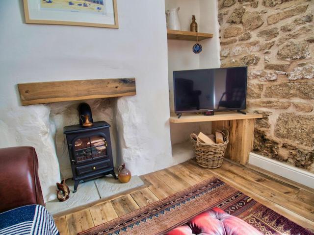 Knocker Cottage Is A 3 Bedroom Made Up Of 1 Double Bedroom And 2 Small Double Bedrooms In Small Village 10 Min To Beaches Camborne Kültér fotó