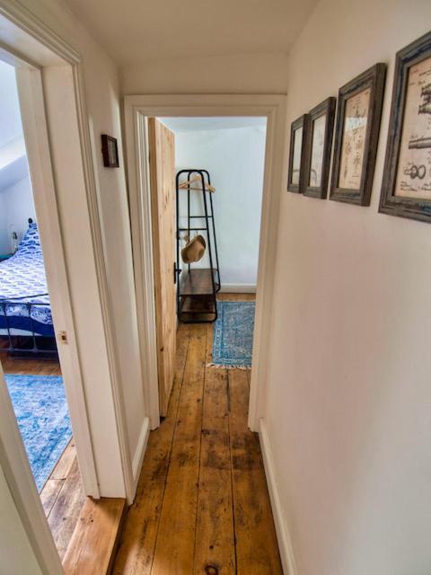 Knocker Cottage Is A 3 Bedroom Made Up Of 1 Double Bedroom And 2 Small Double Bedrooms In Small Village 10 Min To Beaches Camborne Kültér fotó