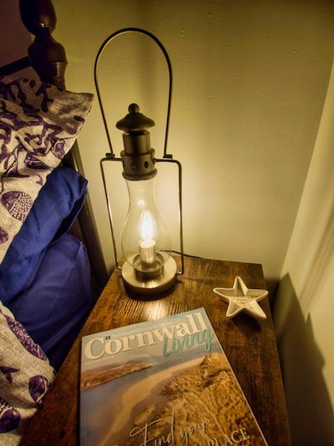 Knocker Cottage Is A 3 Bedroom Made Up Of 1 Double Bedroom And 2 Small Double Bedrooms In Small Village 10 Min To Beaches Camborne Kültér fotó