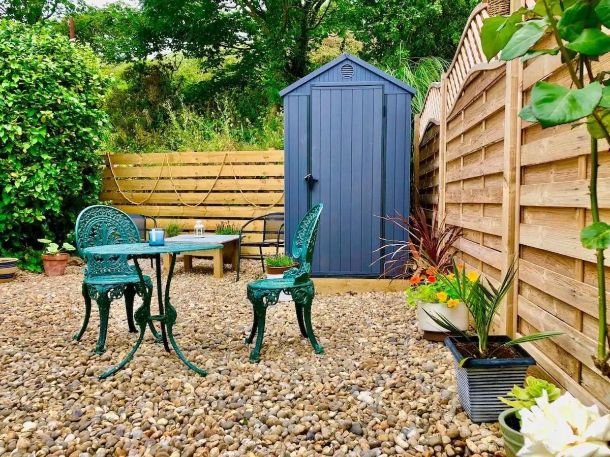 Knocker Cottage Is A 3 Bedroom Made Up Of 1 Double Bedroom And 2 Small Double Bedrooms In Small Village 10 Min To Beaches Camborne Kültér fotó
